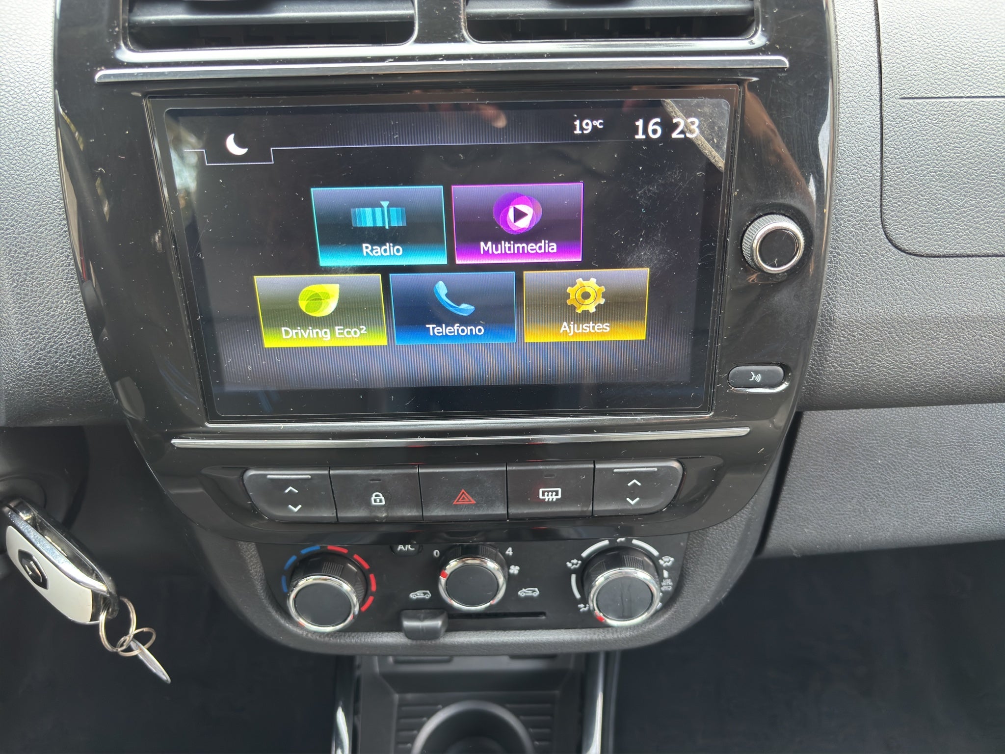 2025 RENAULT KWID 5P ICONIC L31.0 MAN