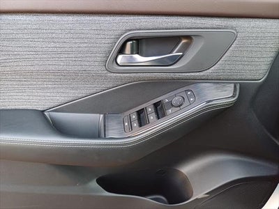 2023 Nissan X-TRAIL PLATINUM 2 FILAS