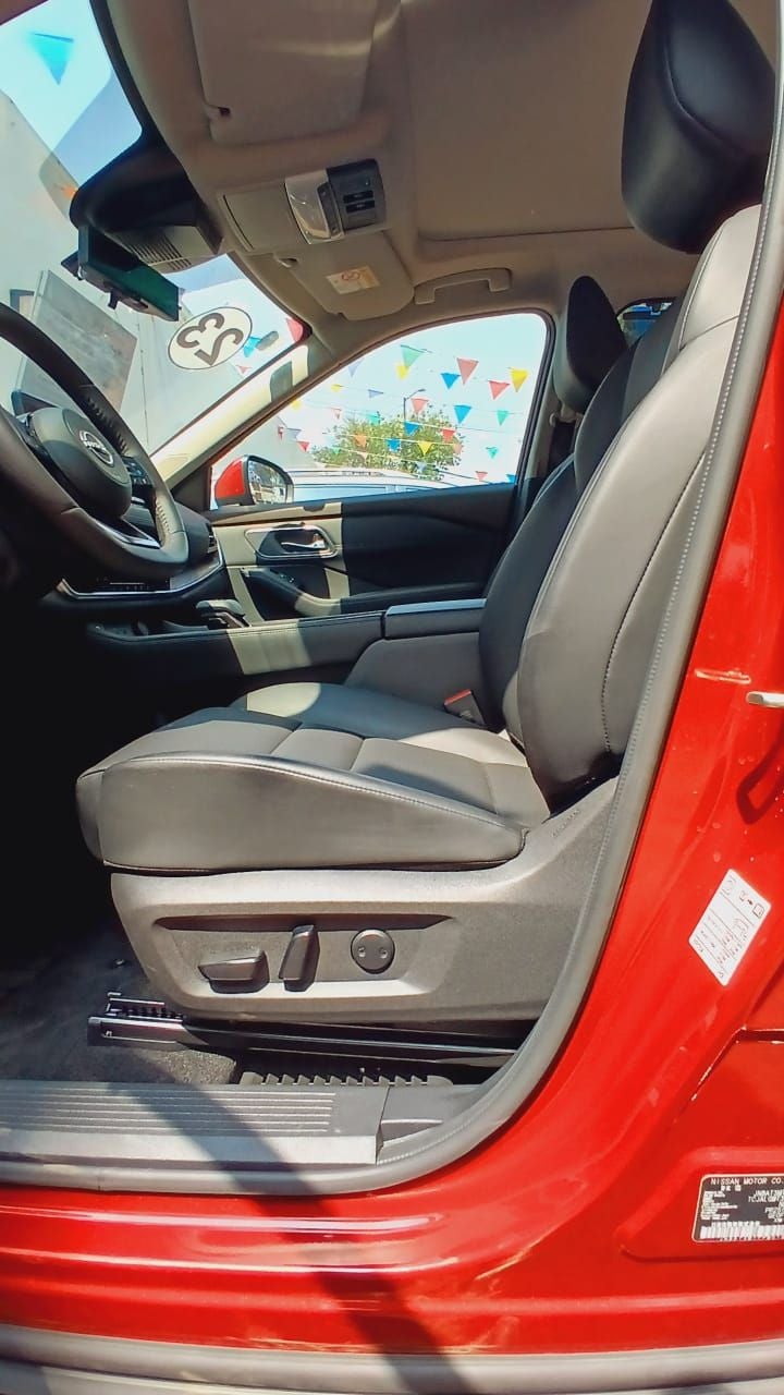 2023 Nissan X-TRAIL PLATINUM 2 FILAS