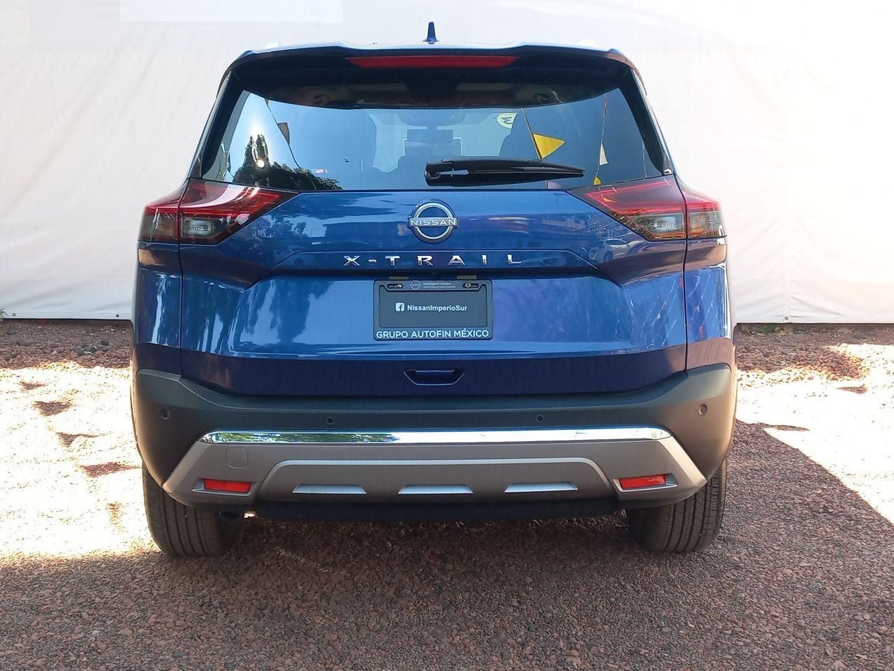 2023 Nissan X-TRAIL PLATINUM 2 FILAS