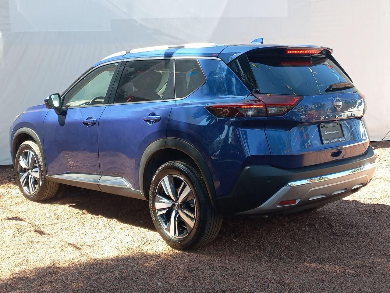 2023 Nissan X-TRAIL PLATINUM 2 FILAS