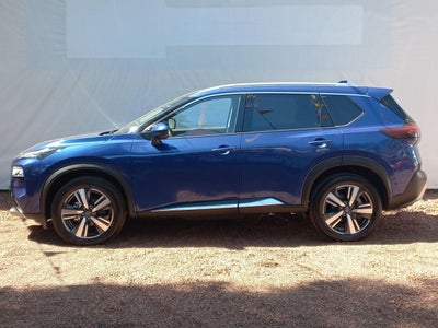2023 Nissan X-TRAIL PLATINUM 2 FILAS