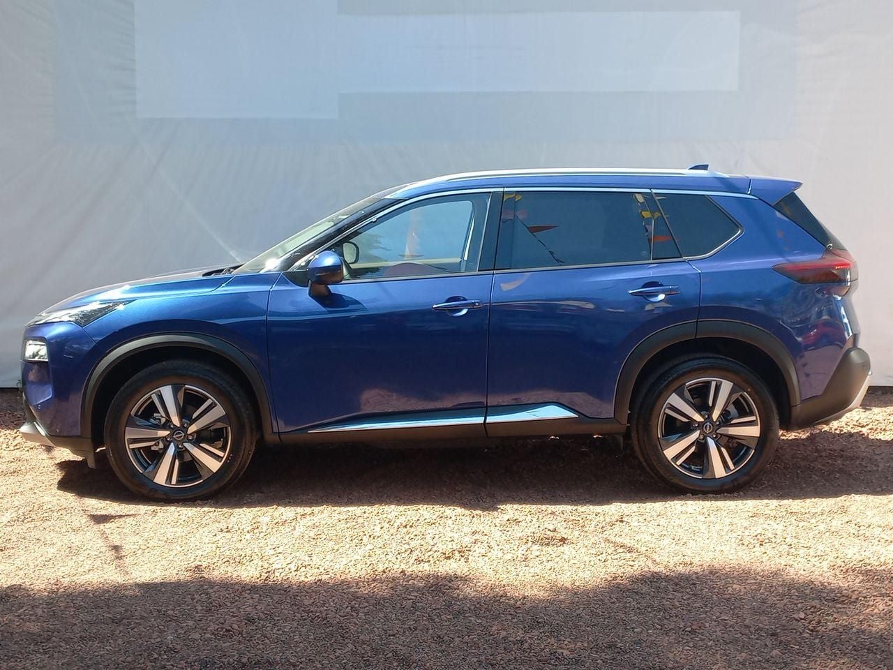 2023 Nissan X-TRAIL PLATINUM 2 FILAS