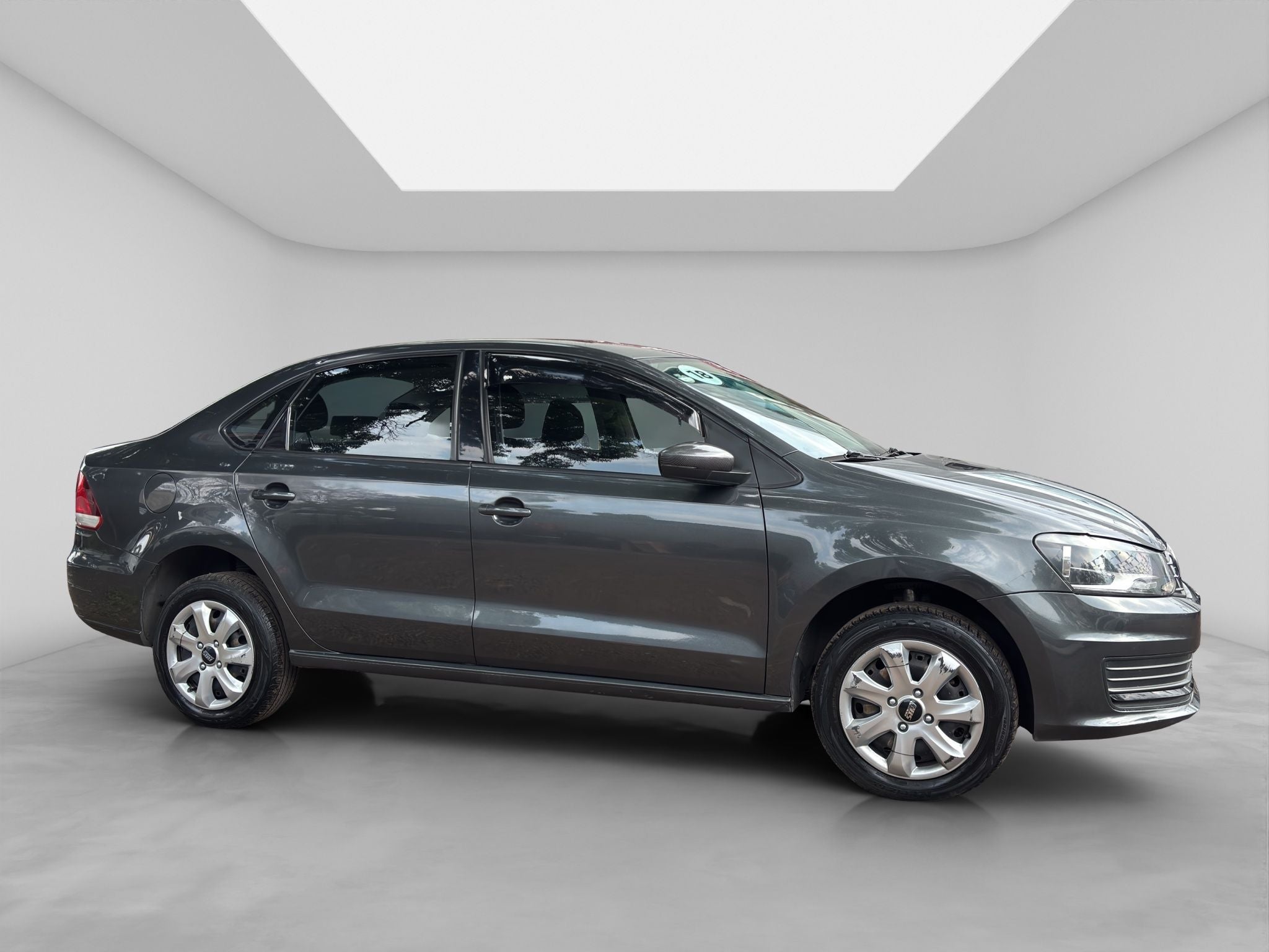 2018 Volkswagen VENTO 4 PTS STARLINE TA AAC MP3 R-15