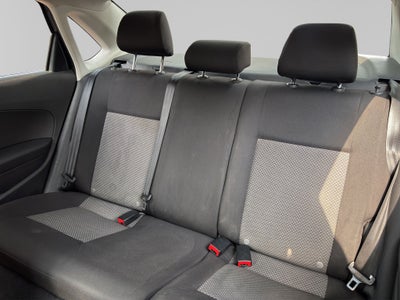 2018 Volkswagen VENTO 4 PTS STARLINE TA AAC MP3 R-15