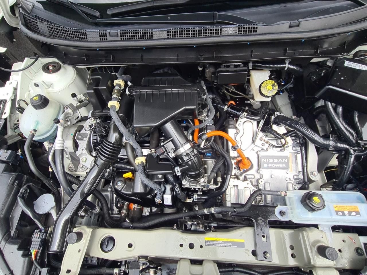 2024 Nissan KICKS 5P ADVANCE E-POWER HEV L31.2 AUT