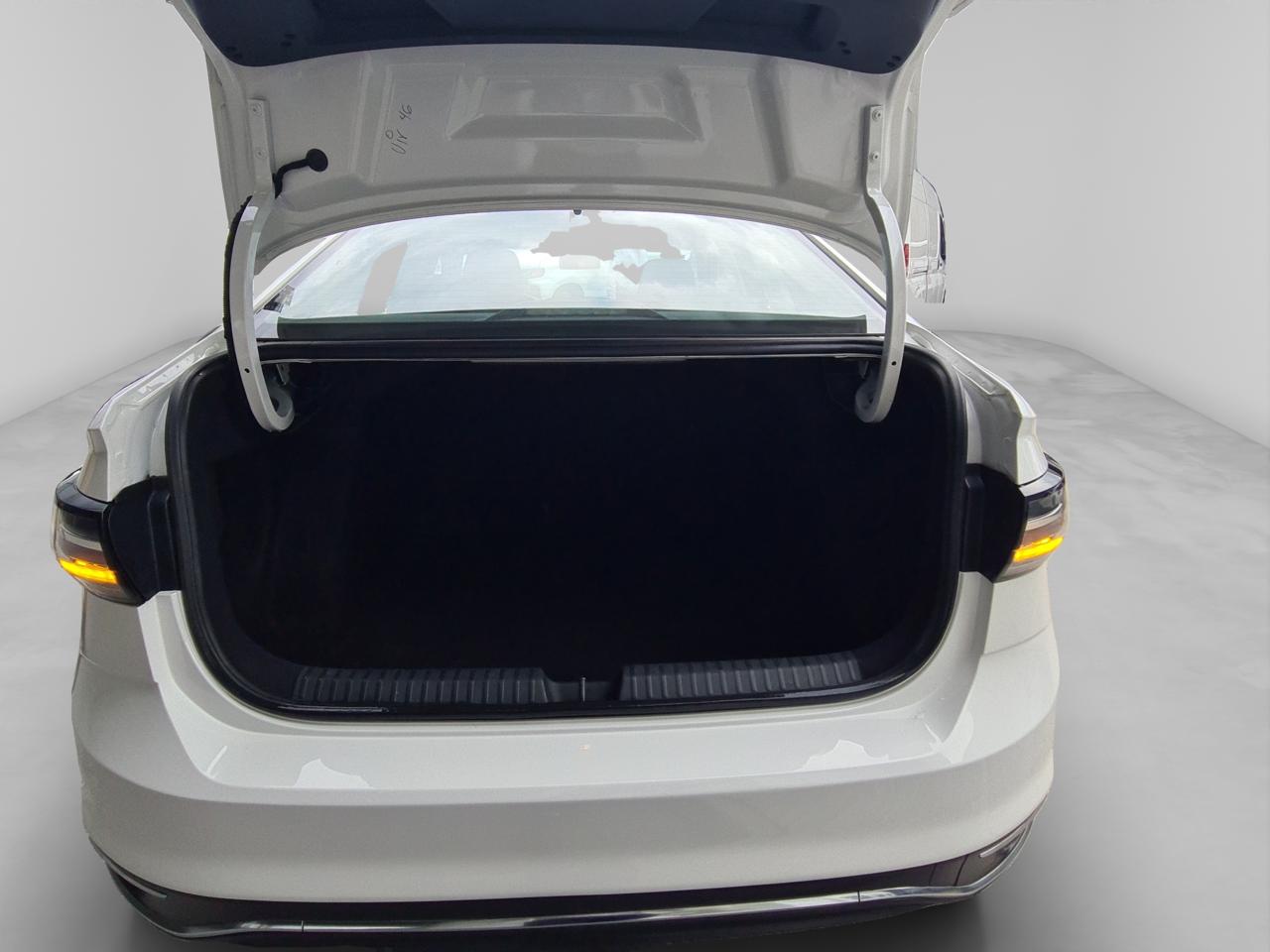 2024 Volkswagen VIRTUS 4P TRENDLINE L41.6 AUT
