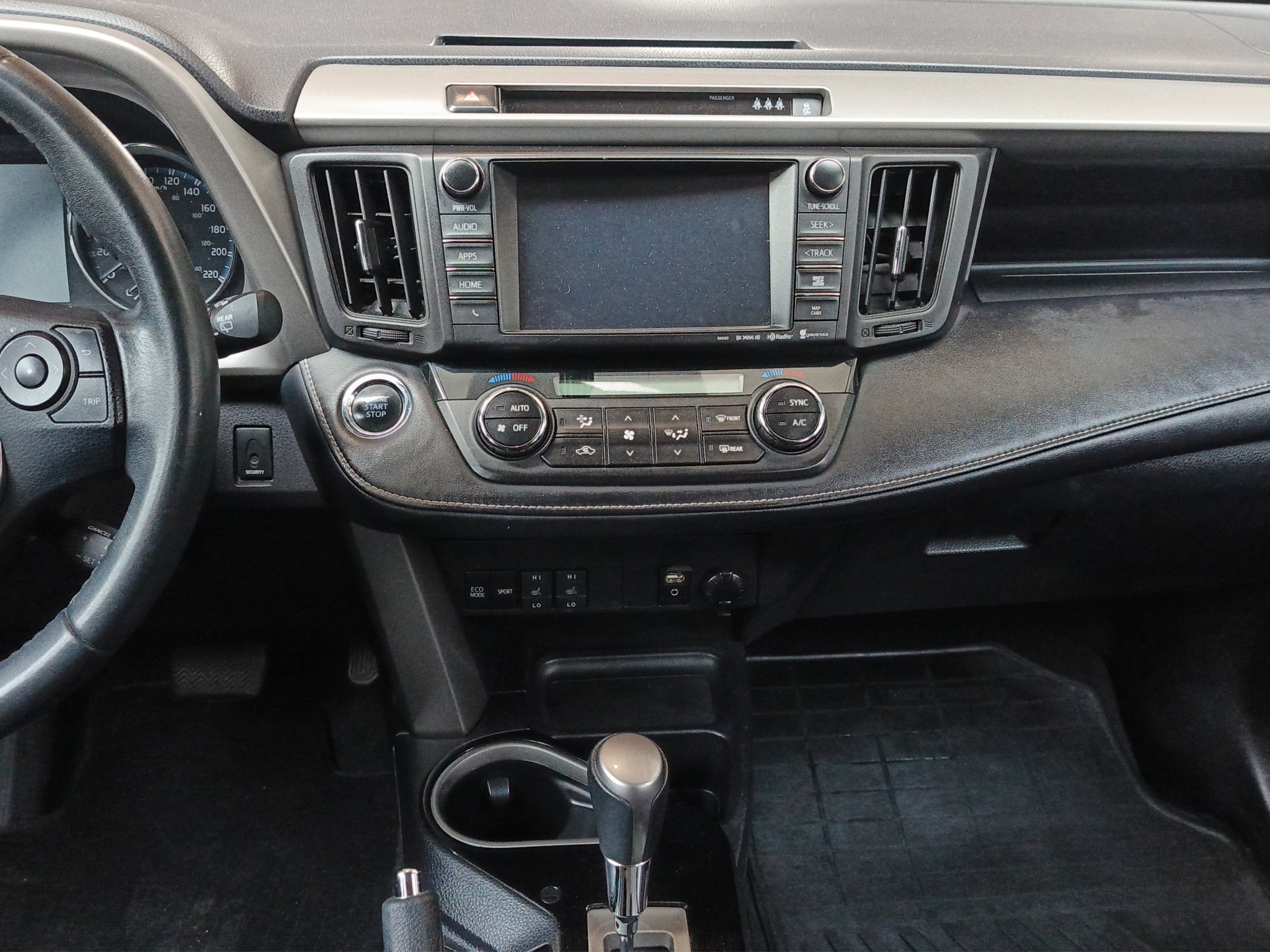 2018 Toyota RAV4 5 PTS LIMITED L4 TA PIEL QC F NIEBLA RA-17 4X4