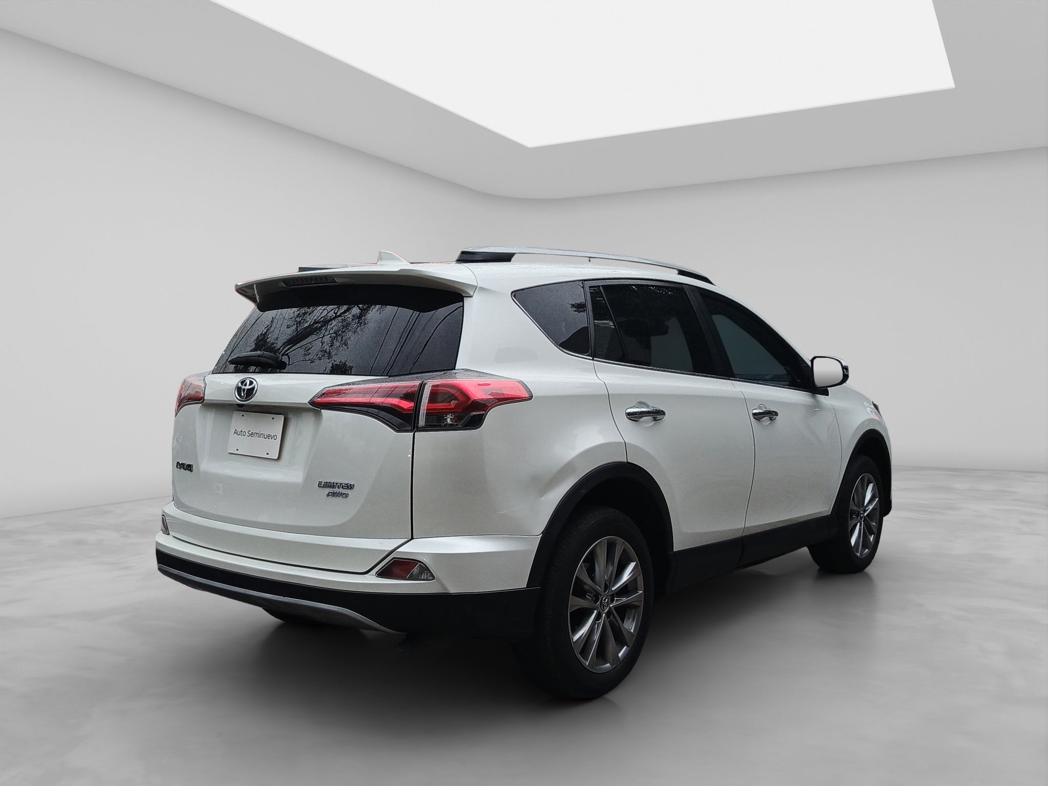 2018 Toyota RAV4 5 PTS LIMITED L4 TA PIEL QC F NIEBLA RA-17 4X4