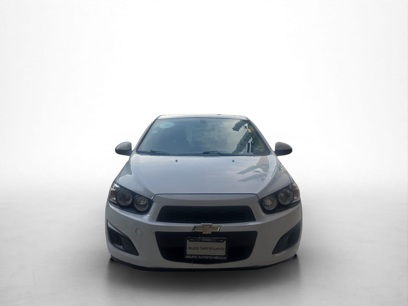 2016 Chevrolet SONIC 5 PTS HB RS 14T TM6 AAC PIEL VE F NIEBLA RA-17