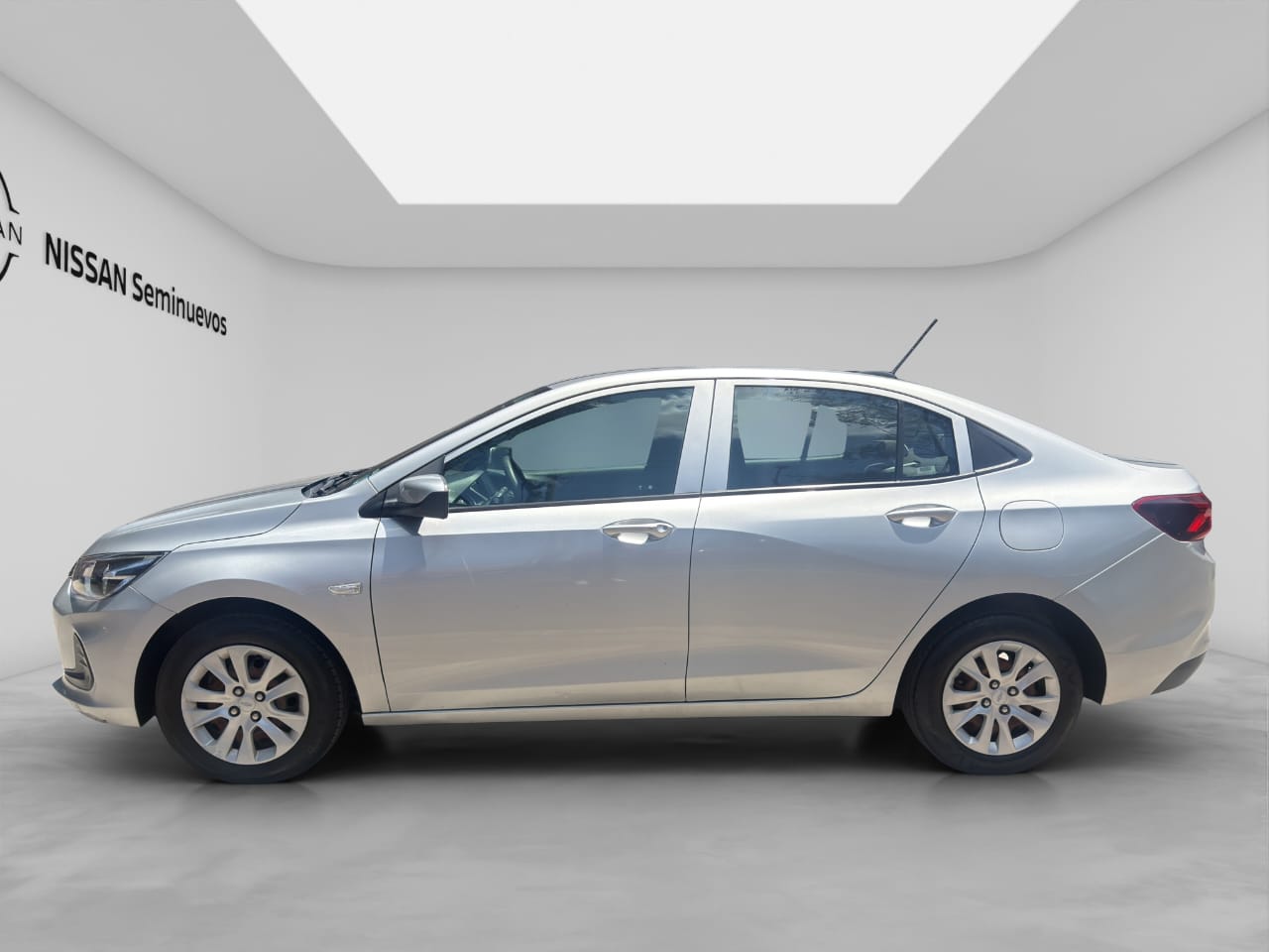 2022 Chevrolet ONIX A 4 PTS. LS 1.0T TM5 AA. BA R-15