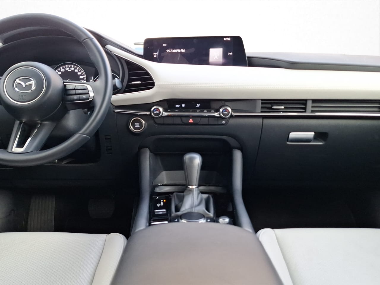 2025 Mazda MAZDA 3 5P HATCHBACK SIGNATURE L42.5T AUT