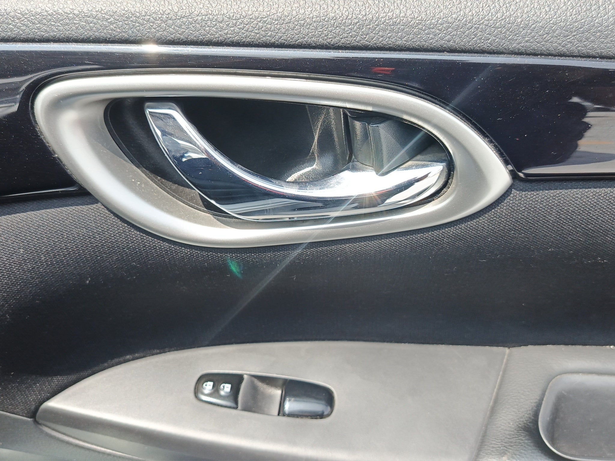 2019 Nissan SENTRA 4 PTS ADVANCE AAC F NIEBLA RA-16CVT