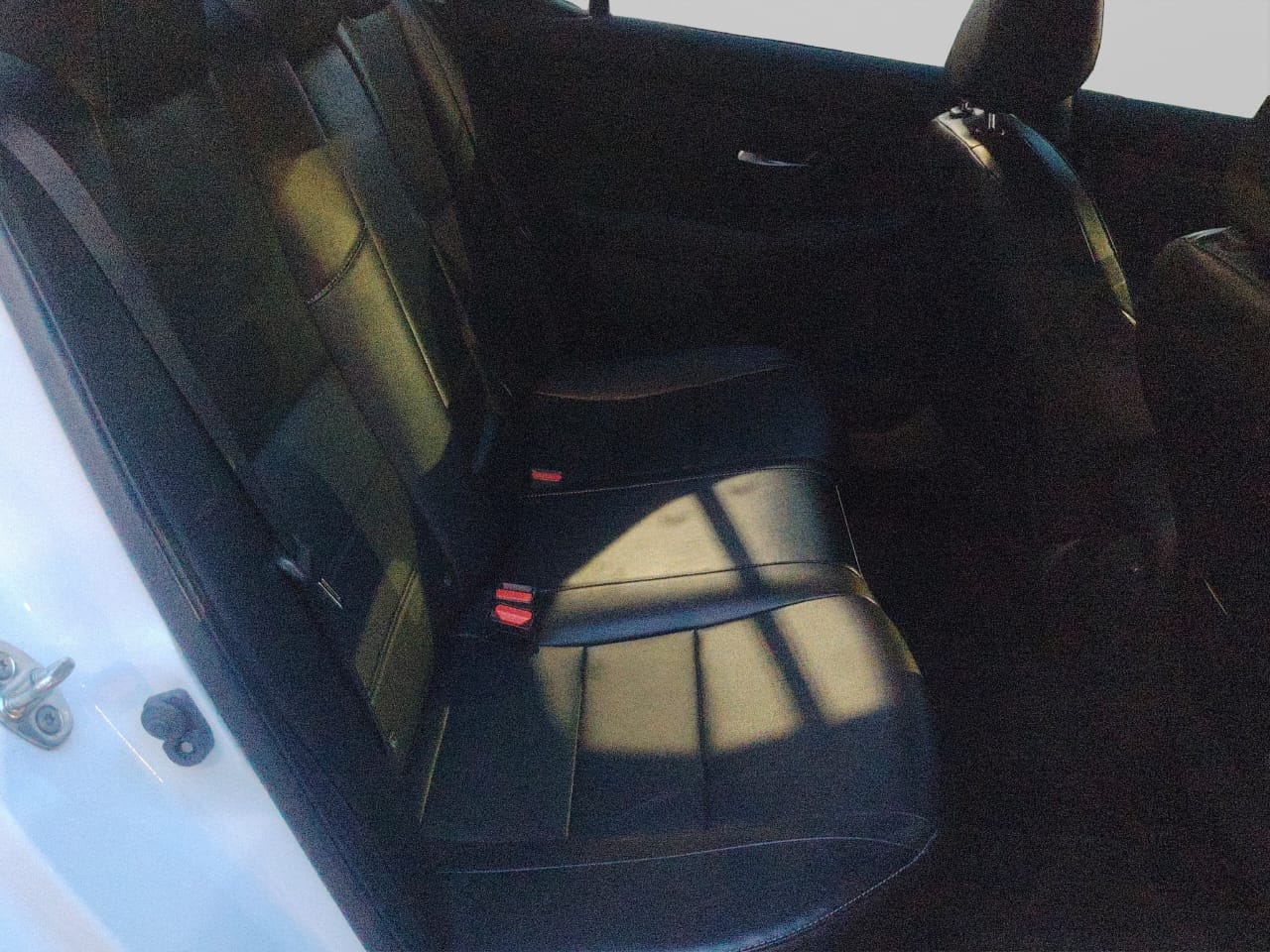 2023 Nissan SENTRA 4 PTS SR PLATINUM CVT AAC AUT ASTOS DEPORTIVOS BOSE PIEL NEGRA QC F LED RA-18