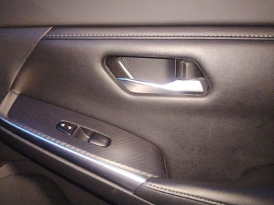 2023 Nissan SENTRA 4 PTS SR PLATINUM CVT AAC AUT ASTOS DEPORTIVOS BOSE PIEL NEGRA QC F LED RA-18