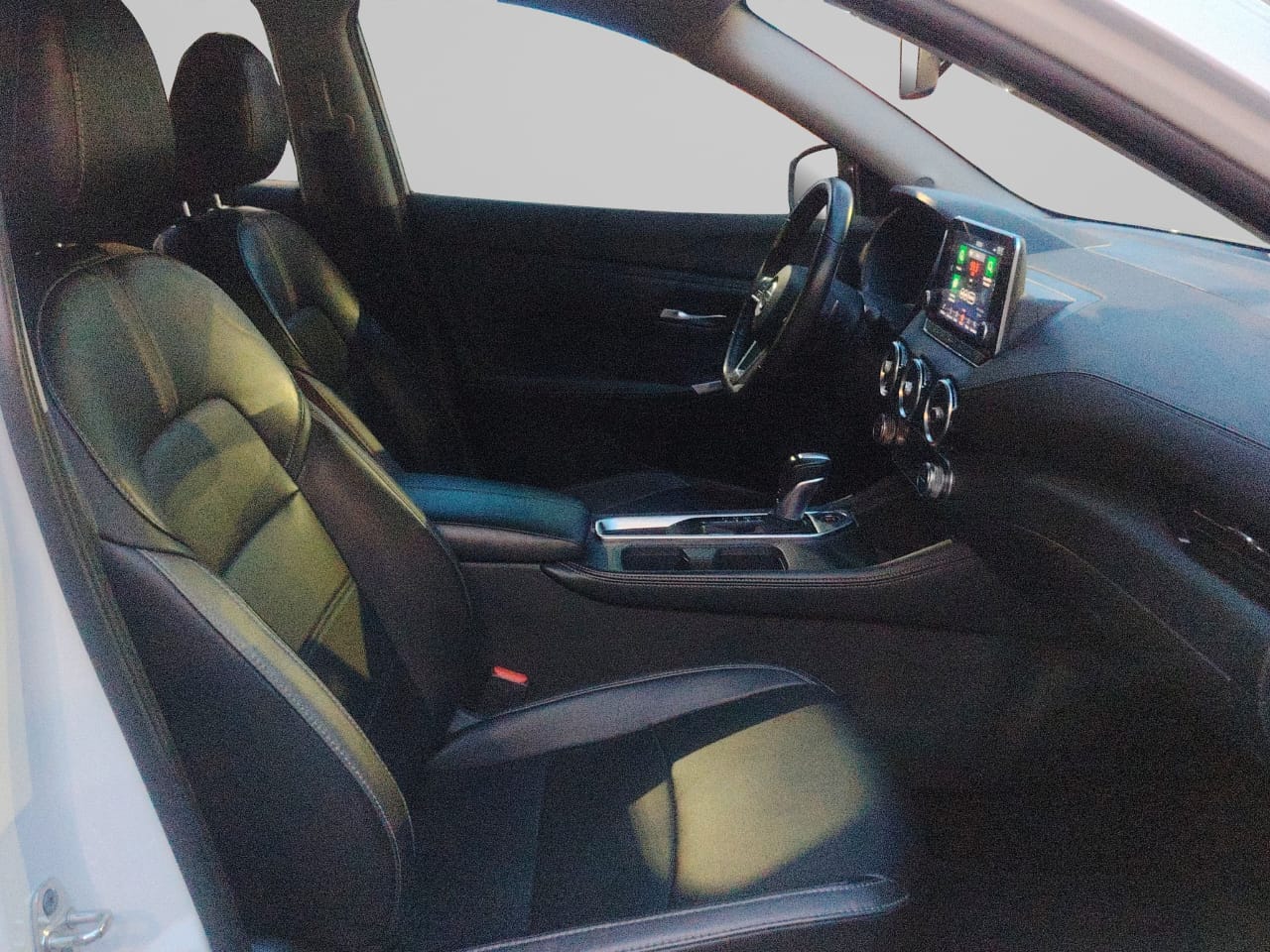 2023 Nissan SENTRA 4 PTS SR PLATINUM CVT AAC AUT ASTOS DEPORTIVOS BOSE PIEL NEGRA QC F LED RA-18