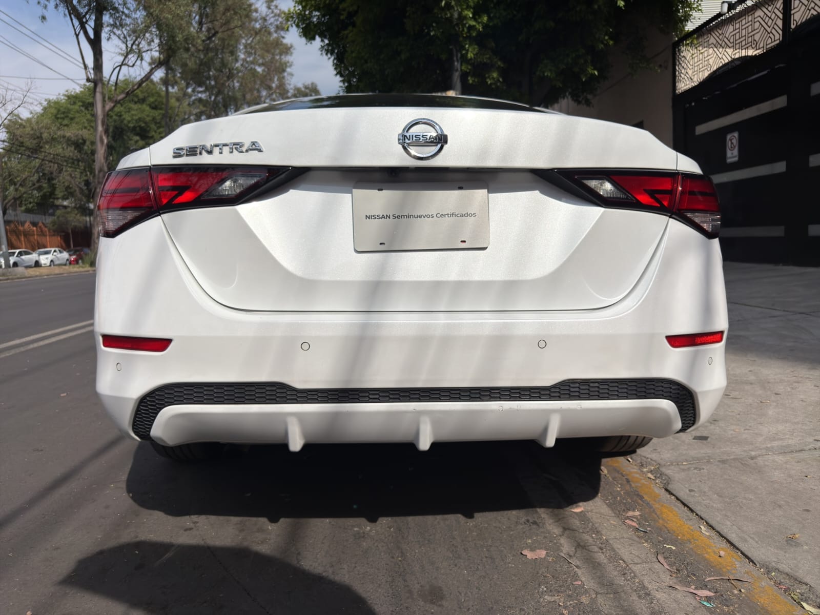 2022 Nissan SENTRA 4 PTS ADVANCE TA AAC F NIEBLA RA-16
