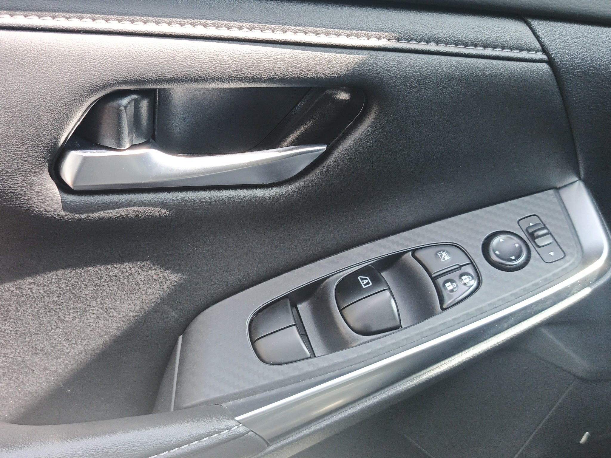 2022 Nissan SENTRA 4 PTS SR CVT AAC ASTOS DEPORTIVOS BOSE QC F LED RA-18
