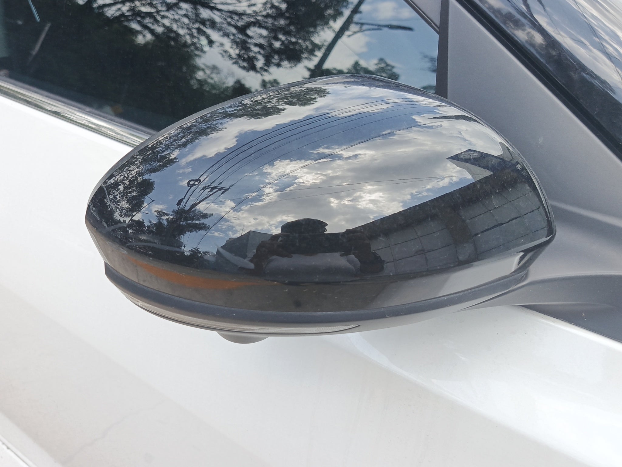 2022 Nissan SENTRA 4 PTS SR CVT AAC ASTOS DEPORTIVOS BOSE QC F LED RA-18