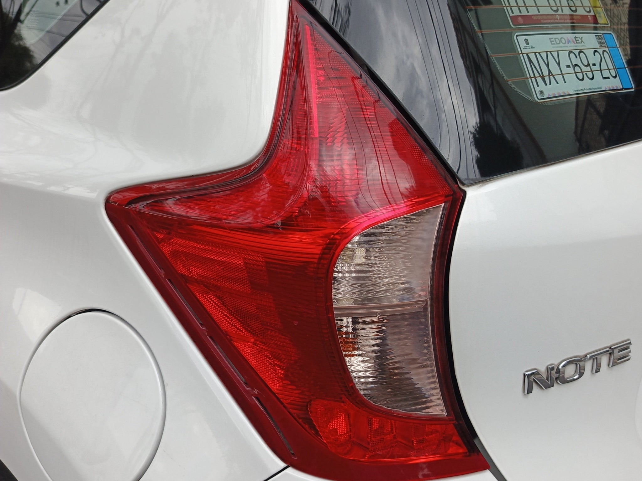 2019 Nissan NOTE 5 PTS SR CVT AAC F NIEBLA GPS FALDON RA-16