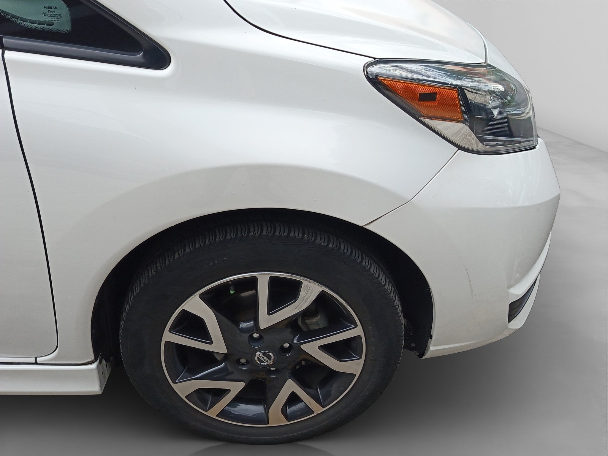 2019 Nissan NOTE 5 PTS SR CVT AAC F NIEBLA GPS FALDON RA-16