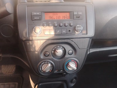 2023 Nissan MARCH 5 PTS HB SENSE TA AAC R-14