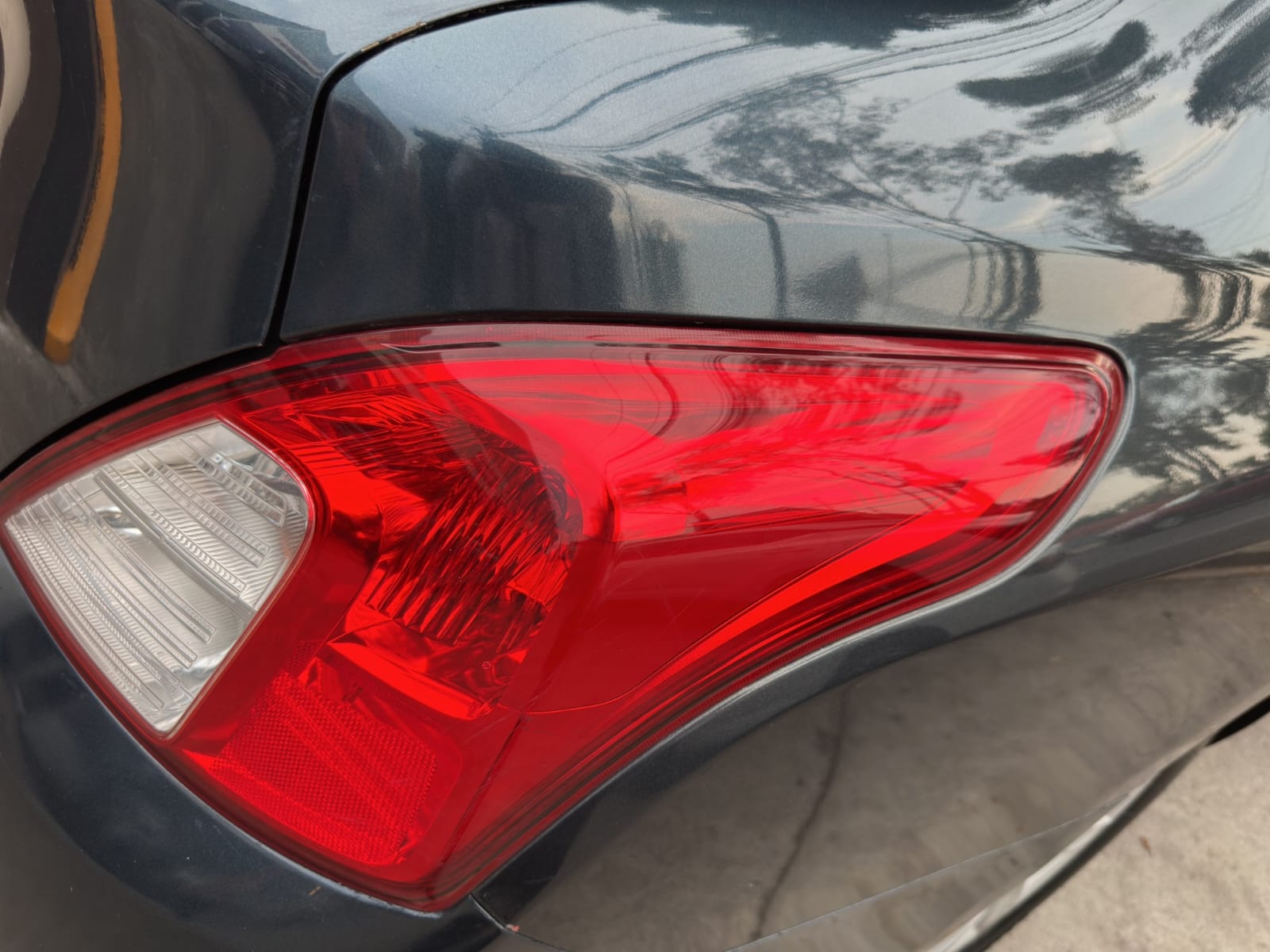 2017 Nissan VERSA 4 PTS ADVANCE TA AAC VE F NIEBLA RA-15