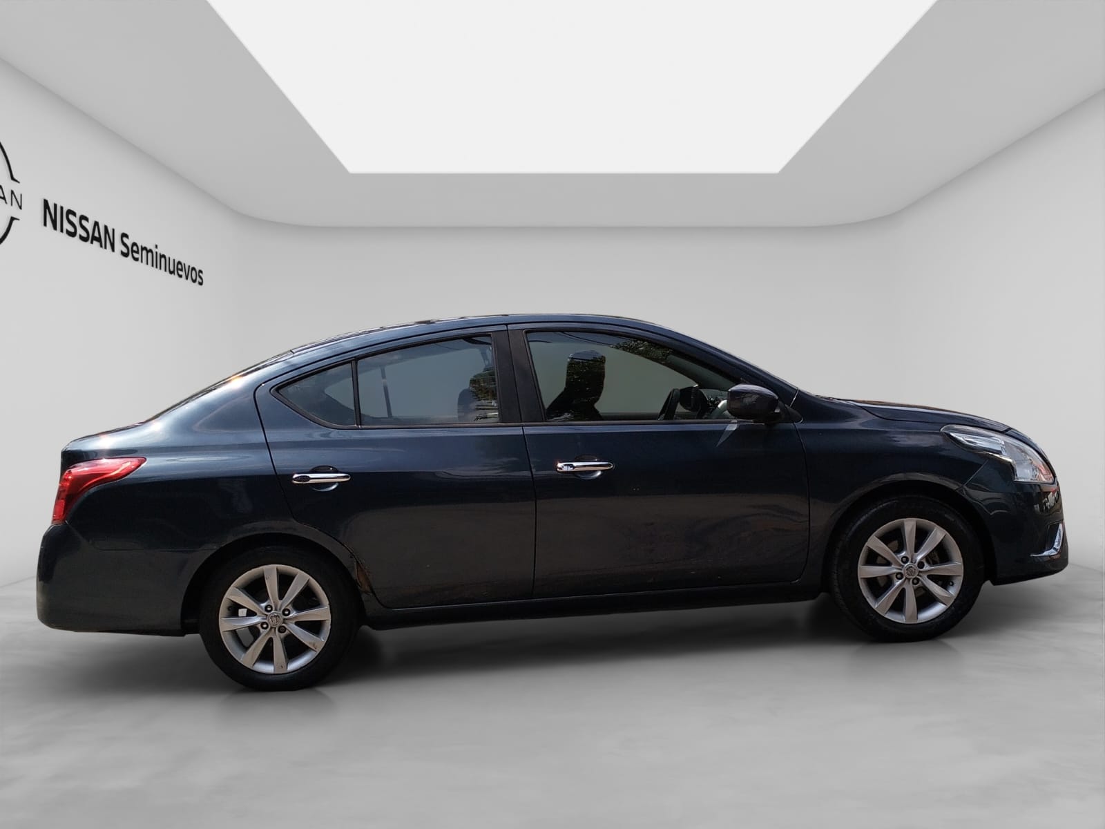 2017 Nissan VERSA 4 PTS ADVANCE TA AAC VE F NIEBLA RA-15