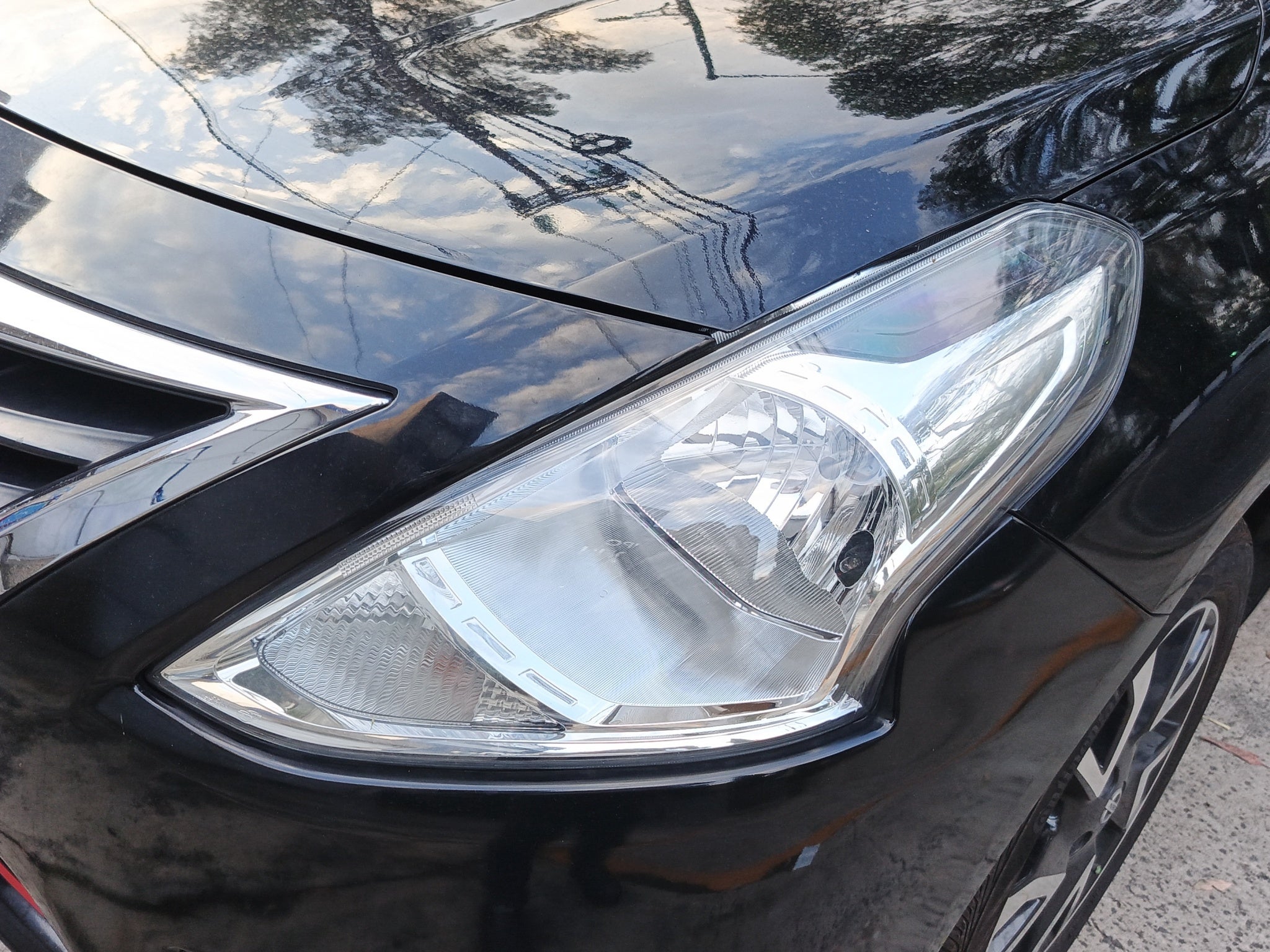 2019 Nissan VERSA 4 PTS ADVANCE TA AAC VE F NIEBLA RA-16