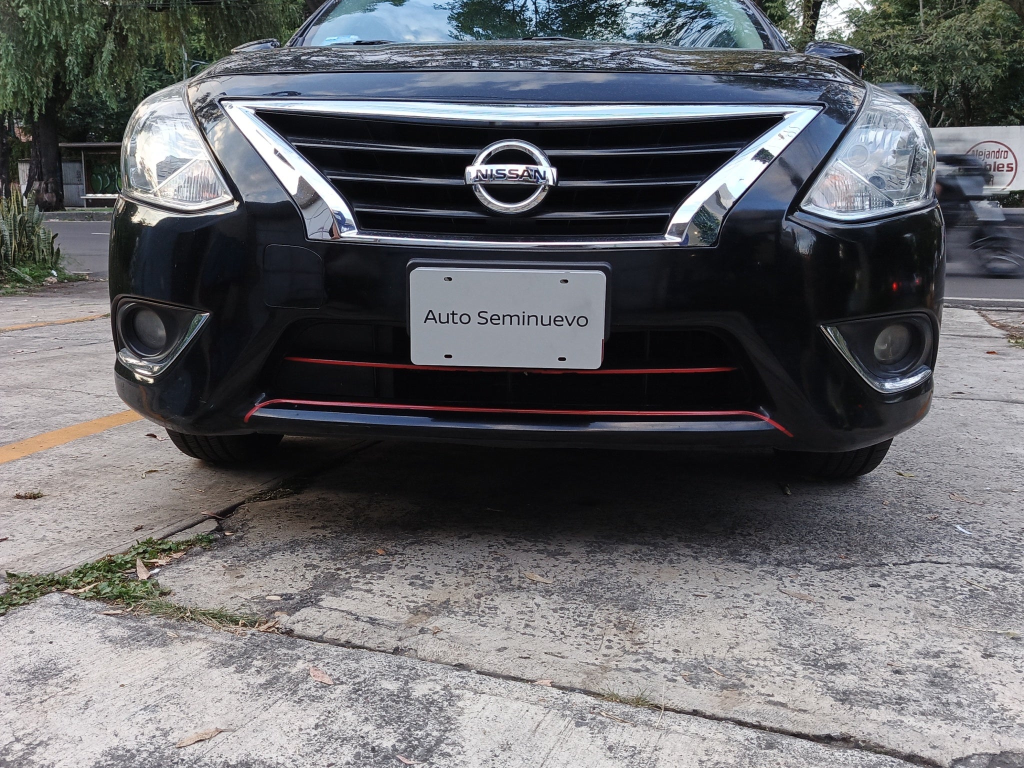 2019 Nissan VERSA 4 PTS ADVANCE TA AAC VE F NIEBLA RA-16