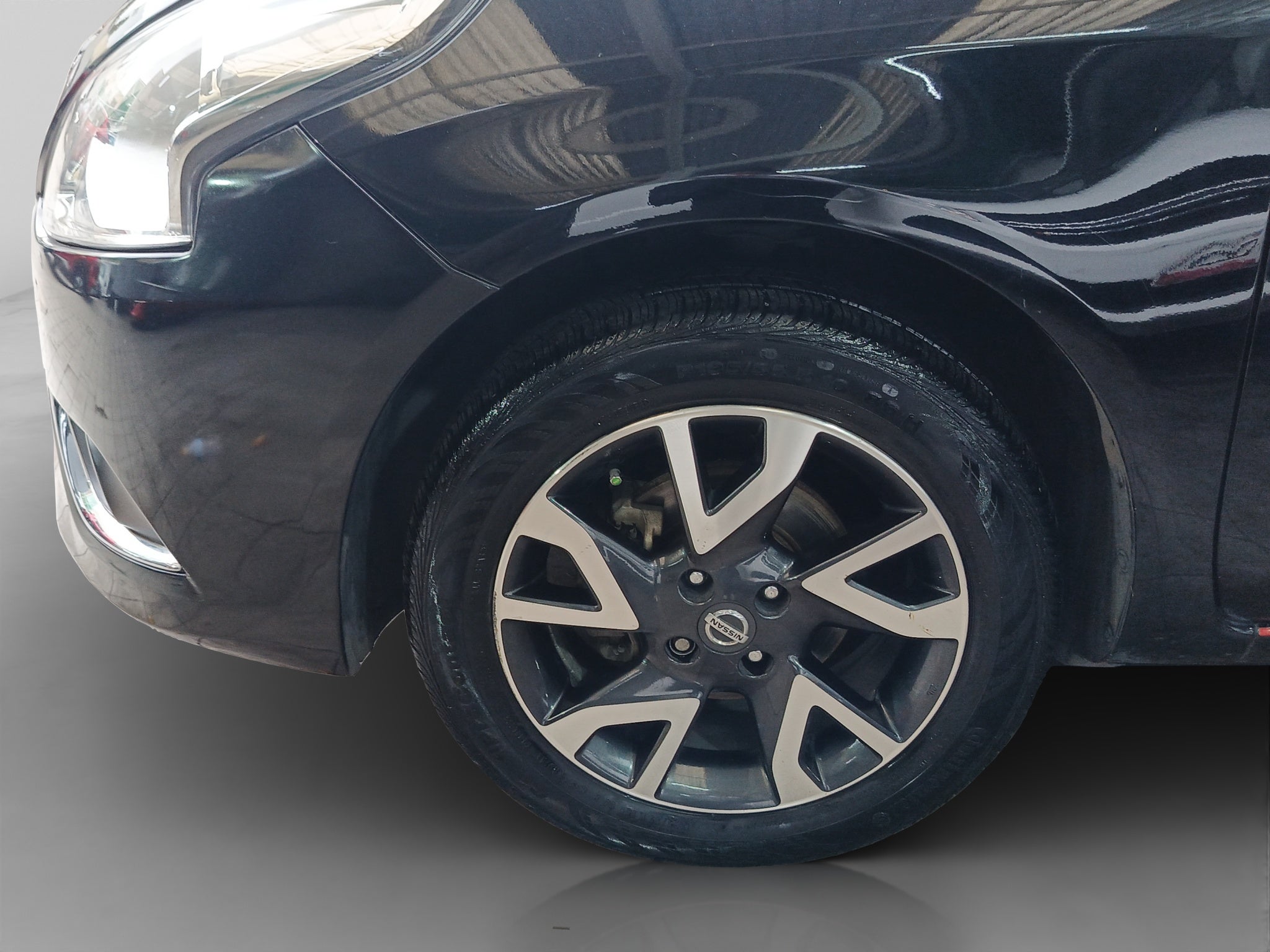 2019 Nissan VERSA 4 PTS ADVANCE TA AAC VE F NIEBLA RA-16