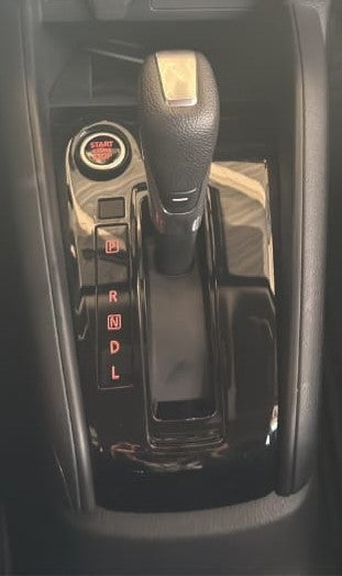 2025 Nissan VERSA 4P SR L41.6 AUT