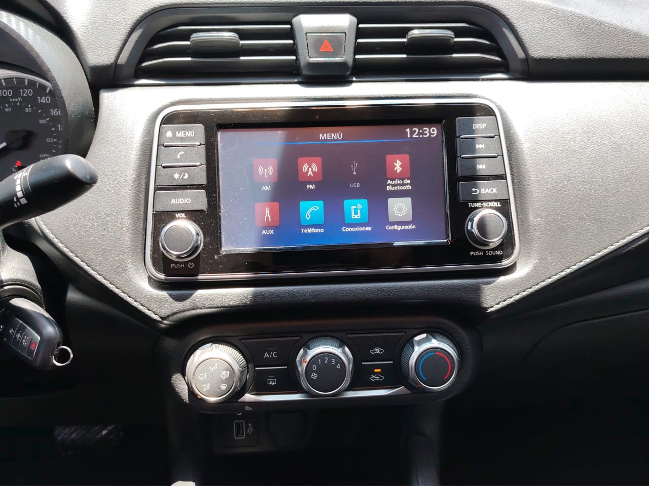 2024 Nissan VERSA 4P SENSE L41.6 AUT