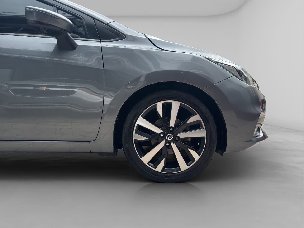 2022 Nissan VERSA 4 PTS ADVANCE TA AAC VE F NIEBLA RA-16
