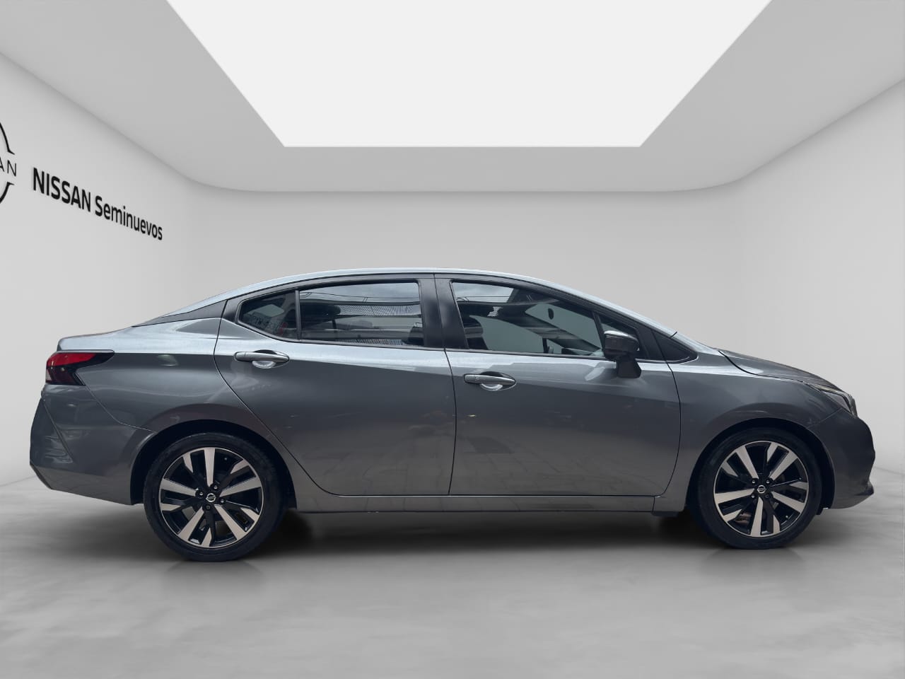 2022 Nissan VERSA 4 PTS ADVANCE TA AAC VE F NIEBLA RA-16