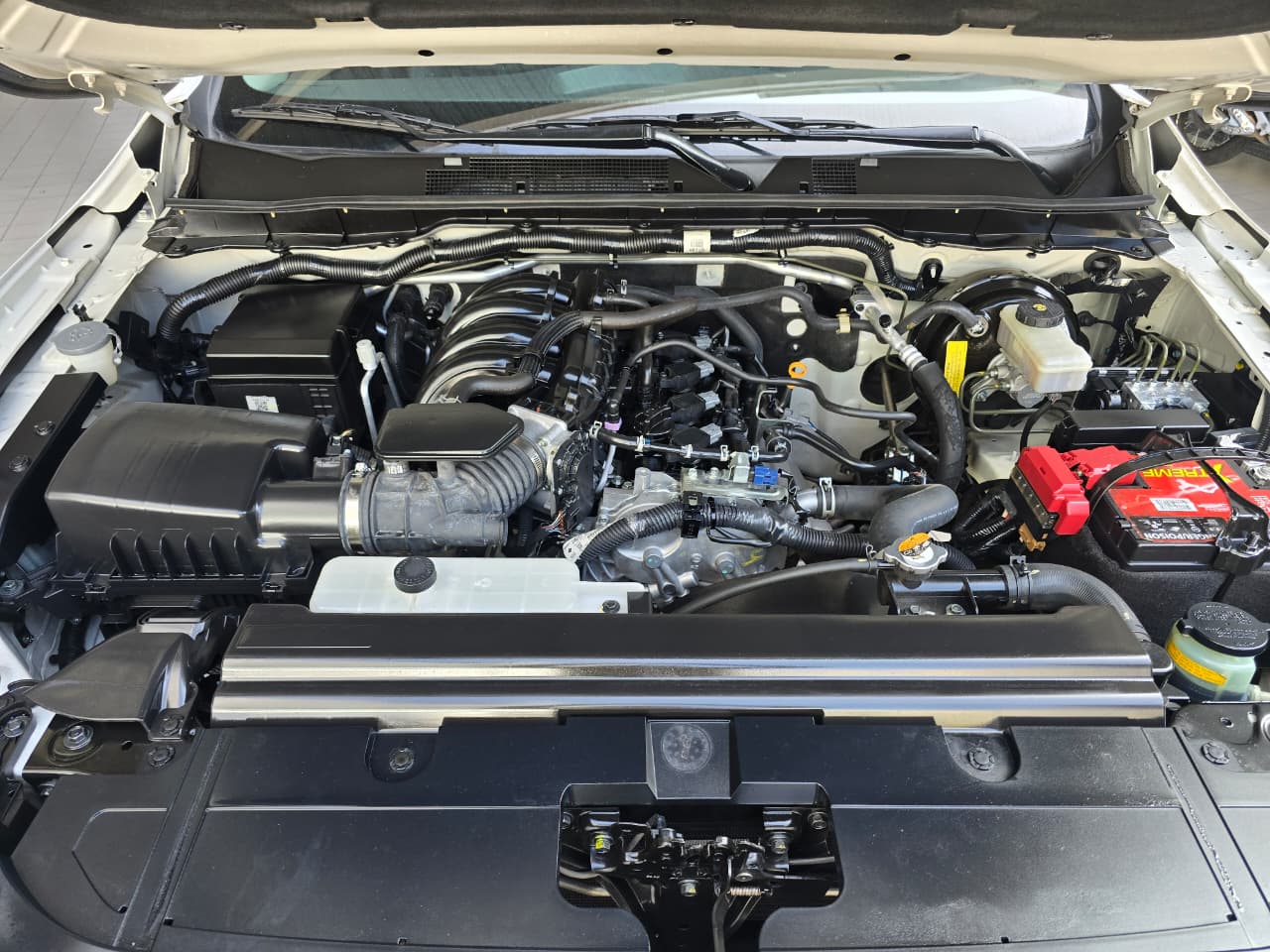 2023 Nissan FRONTIER 4P PLATINUM LE L42.5 AUT