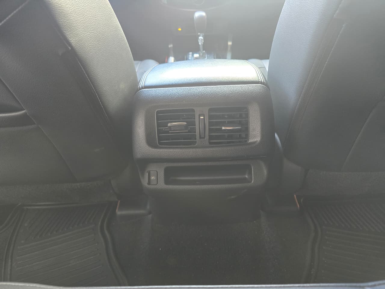 2023 Nissan FRONTIER 4P PLATINUM LE L42.5 AUT