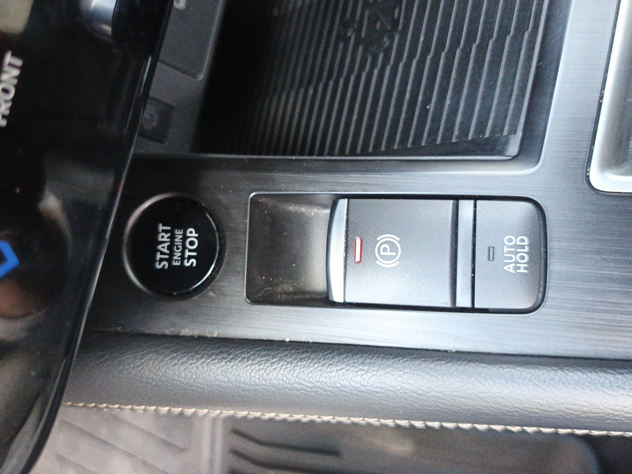 2025 Nissan KICKS 5P EXCLUSIVE L42.0 AUT