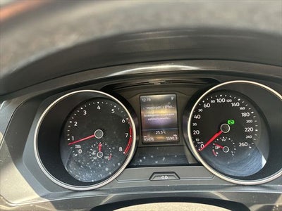 2019 Volkswagen TIGUAN 5 PTS COMFORTLINE 14T DSG PIEL CAMARA REVERSA F NIEBLA RA-17