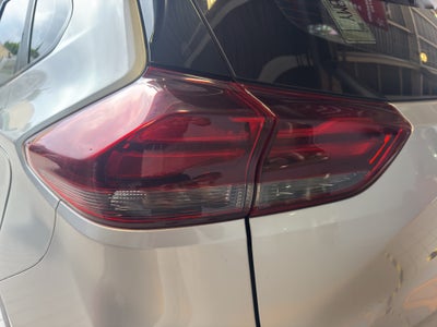 2023 Chevrolet TRACKER D 5 PTS PREMIER 12T TA F LED PIEL TP RA-17 BITONO