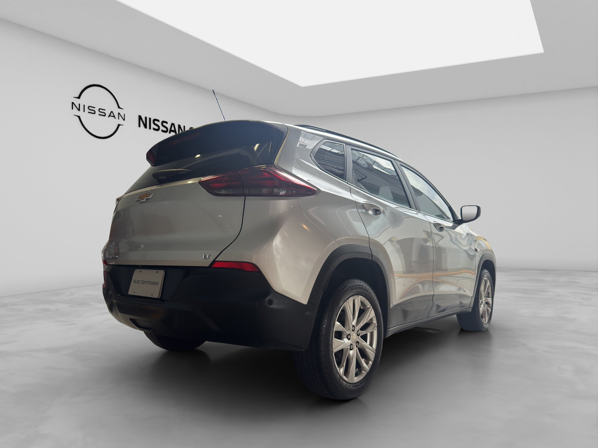 2023 Chevrolet TRACKER D 5 PTS PREMIER 12T TA F LED PIEL TP RA-17 BITONO