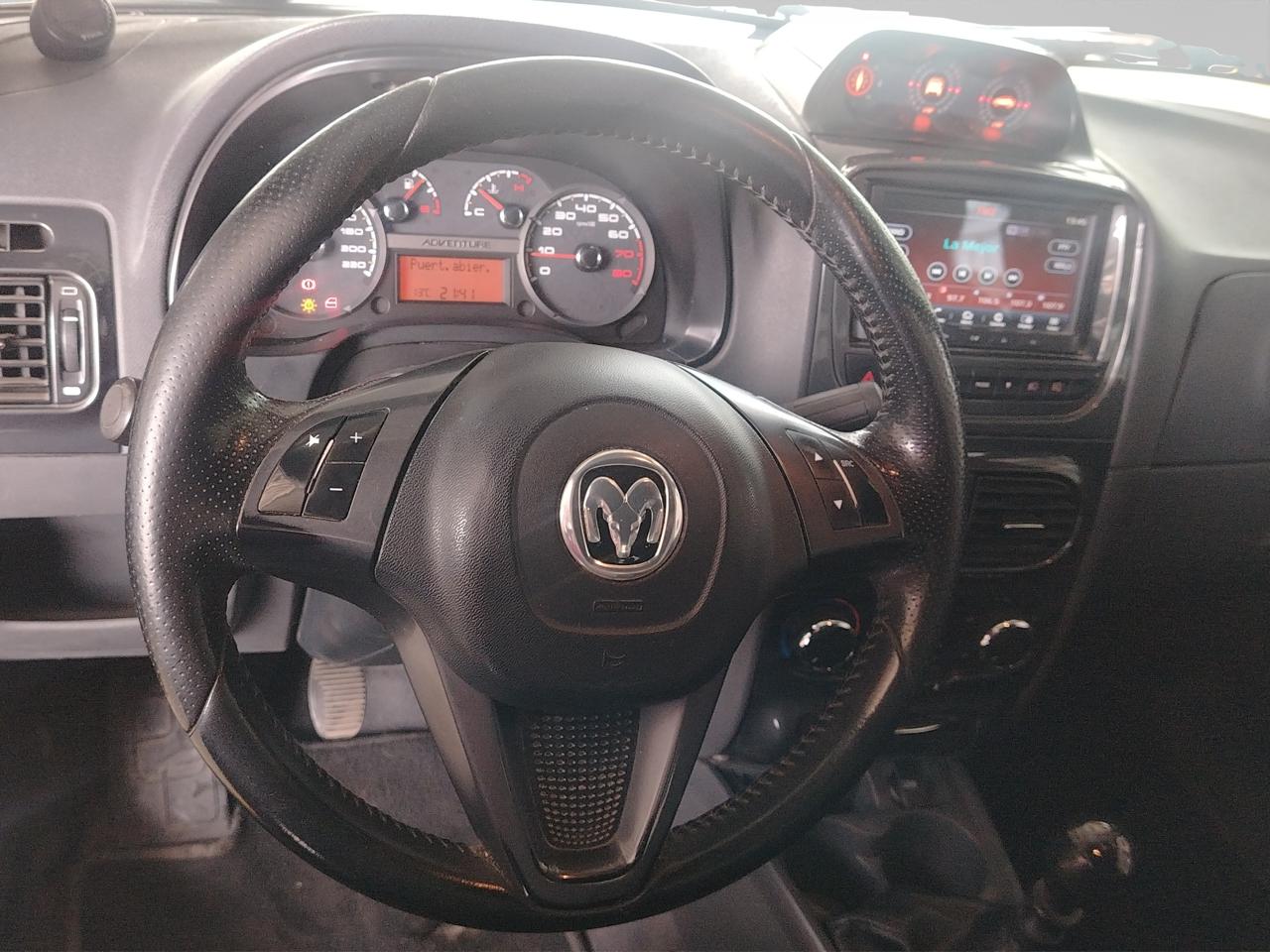 2016 Chrysler 200 4 PTS C 24L TA PIEL GPS RA-19