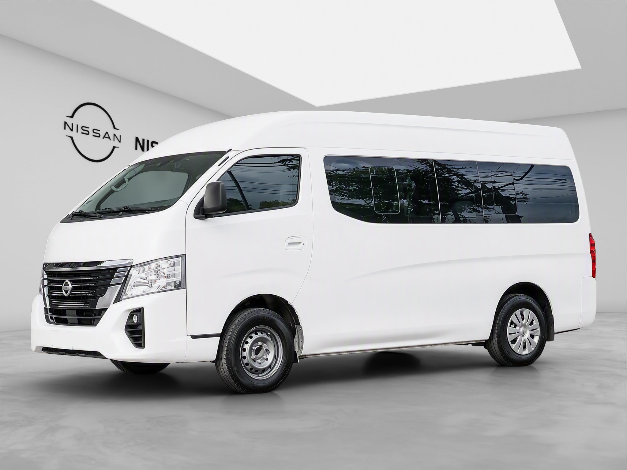 2025 Nissan URVAN 14 PAS