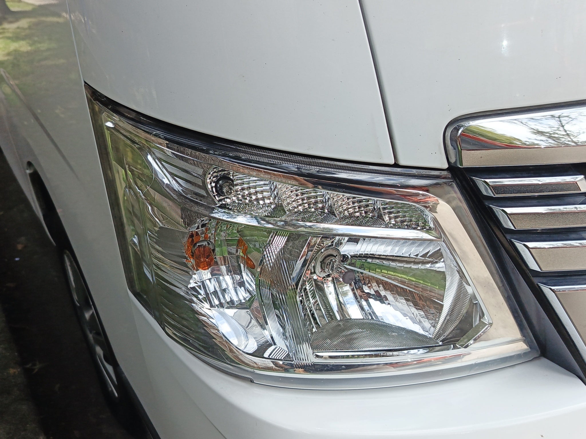 2025 Nissan URVAN 14 PAS