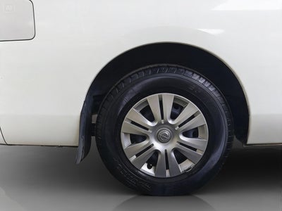 2025 Nissan URVAN 14 PAS