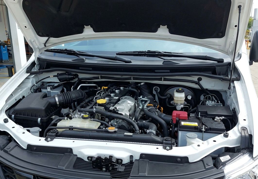 2024 Nissan URVAN 4P AMPLIA L42.5 MAN