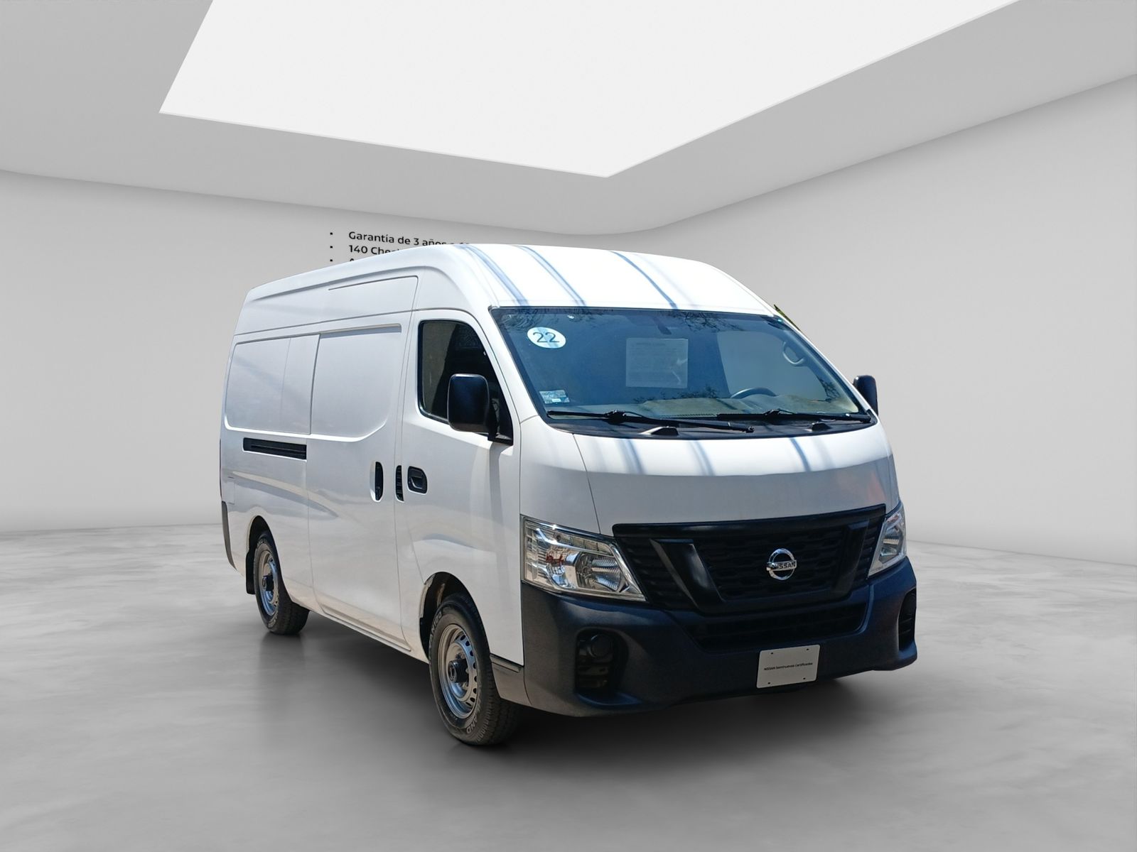 2022 Nissan URVAN 4 PTS AMPLIA VENTANAS TM5