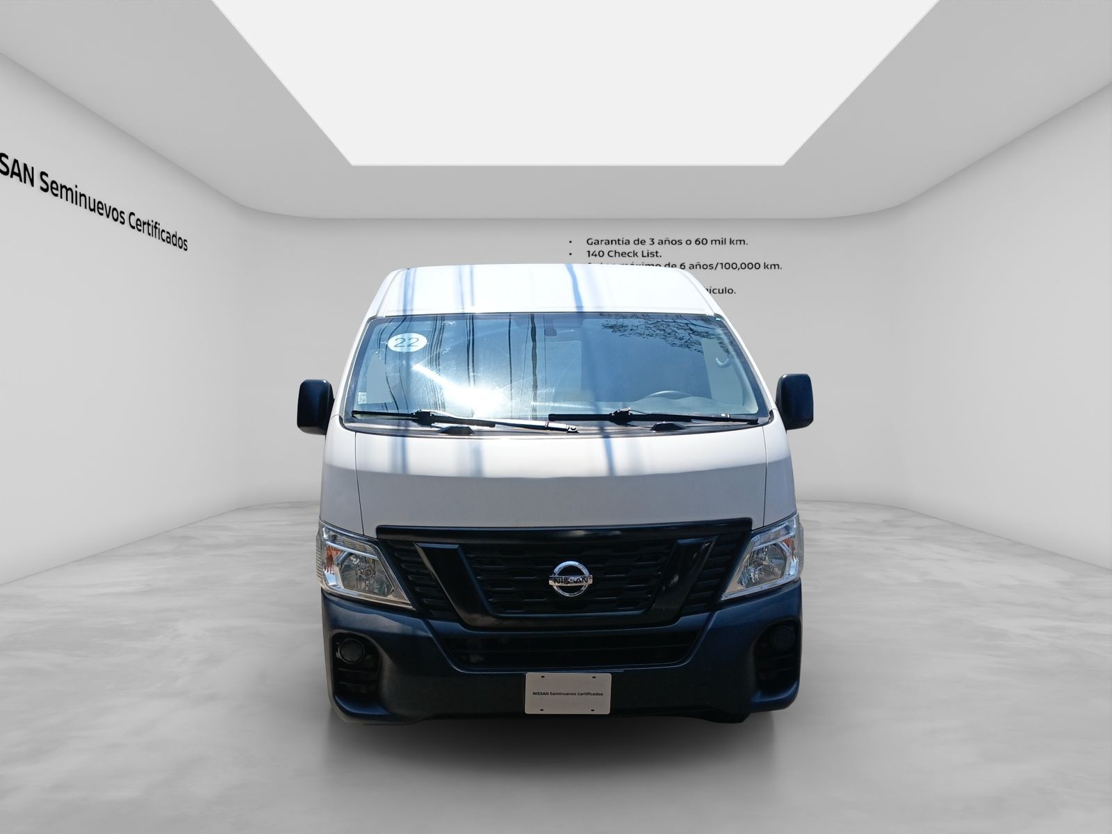 2022 Nissan URVAN 4 PTS AMPLIA VENTANAS TM5