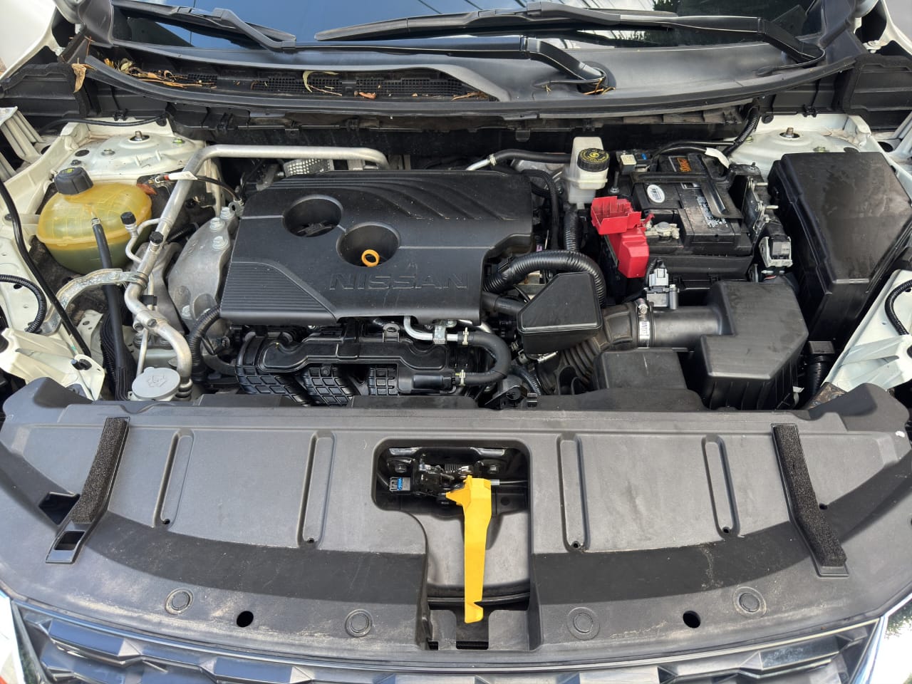 2023 Nissan X-TRAIL PLATINUM 2 FILAS