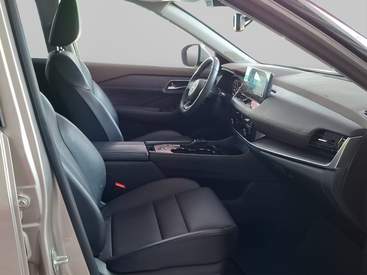 2025 Nissan X-TRAIL 5P PLATINUM E.POWER HEV L31.5 AUT